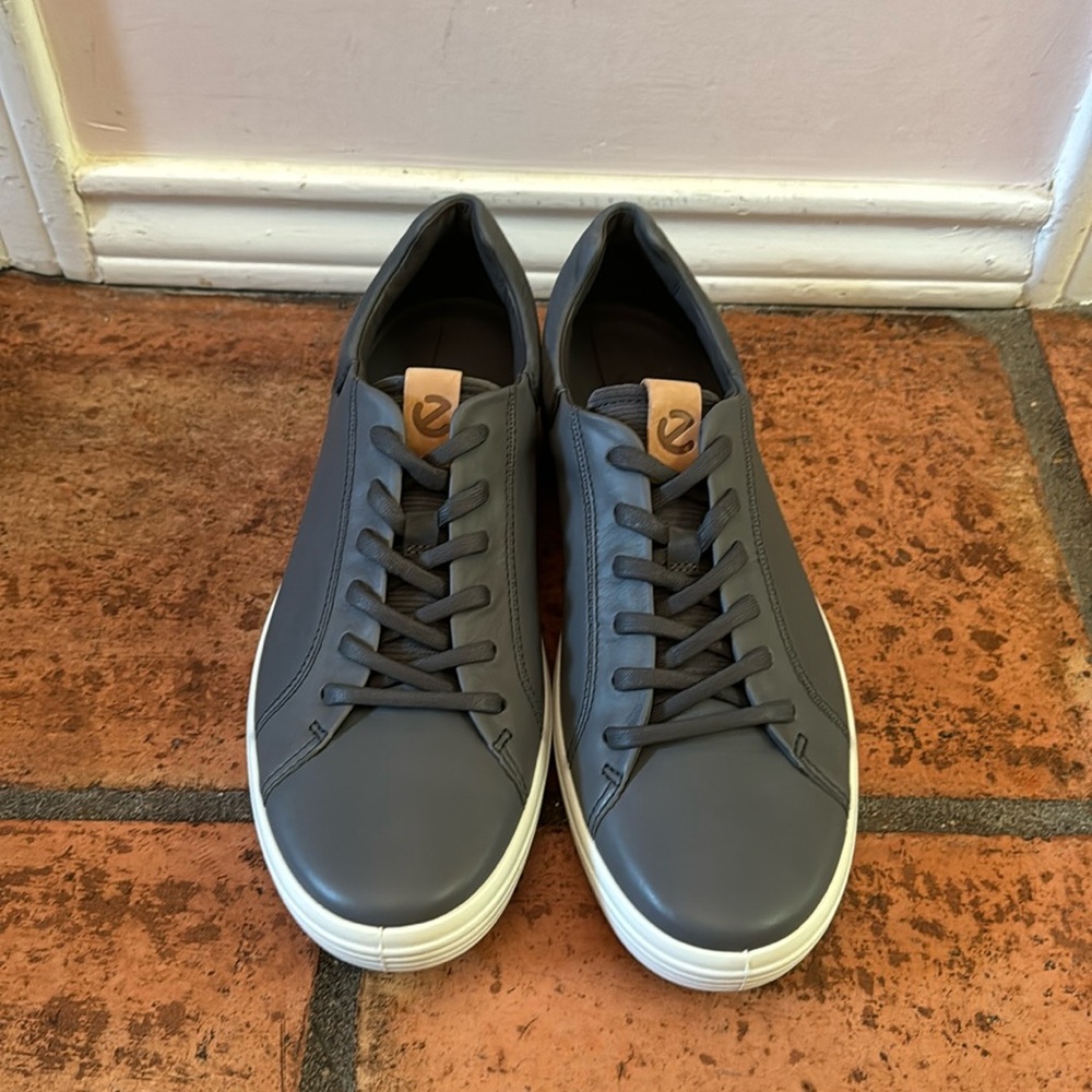 ecco men's soft 7 retro sneakers